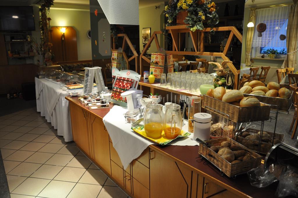 Hotel Elxleben Bagian luar foto