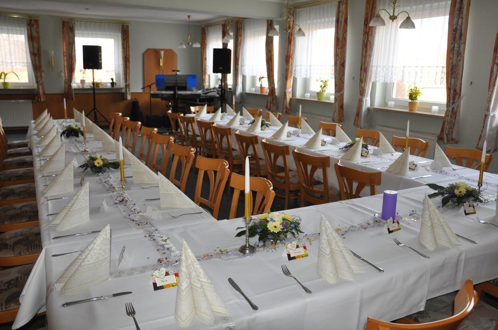 Hotel Elxleben Bagian luar foto