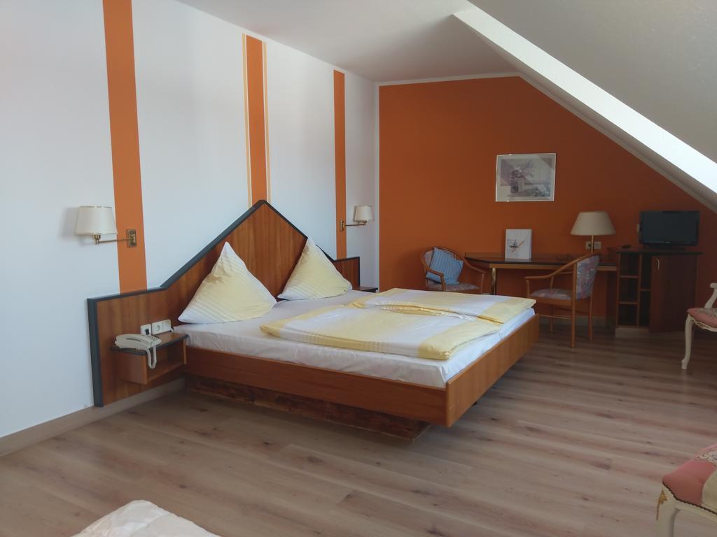 Hotel Elxleben Bagian luar foto